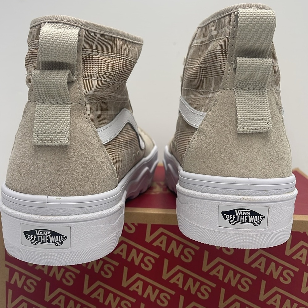 Vans WMNS Sentry Sk8-Hi Plaid French Oak
VN0A5KY5BLL Sneakers - Picture 13 of 16